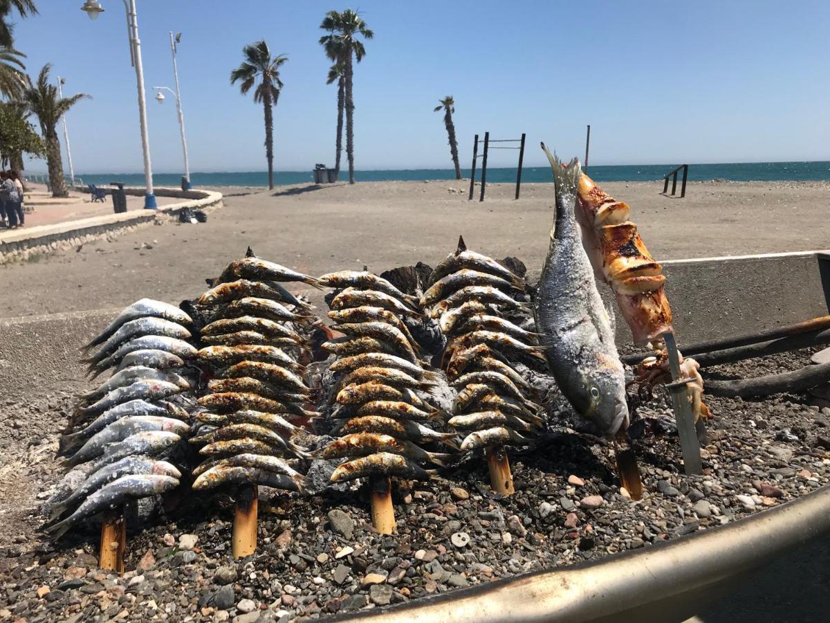 Malaga Beach House, 2 City Bikes, 2 Children'S Bikes, Wifi, Big Terrace, Bbq, Family, Childfriendly Buitenkant foto