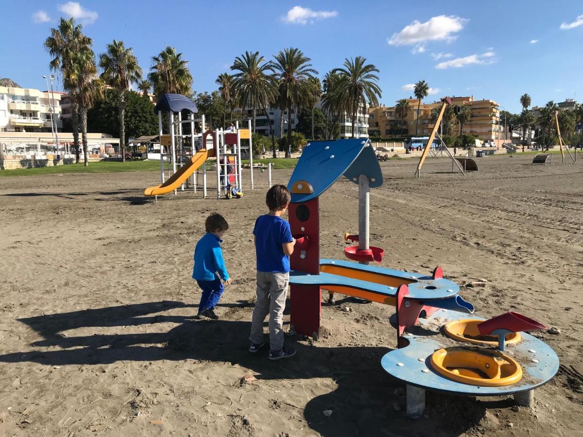 Malaga Beach House, 2 City Bikes, 2 Children'S Bikes, Wifi, Big Terrace, Bbq, Family, Childfriendly Buitenkant foto
