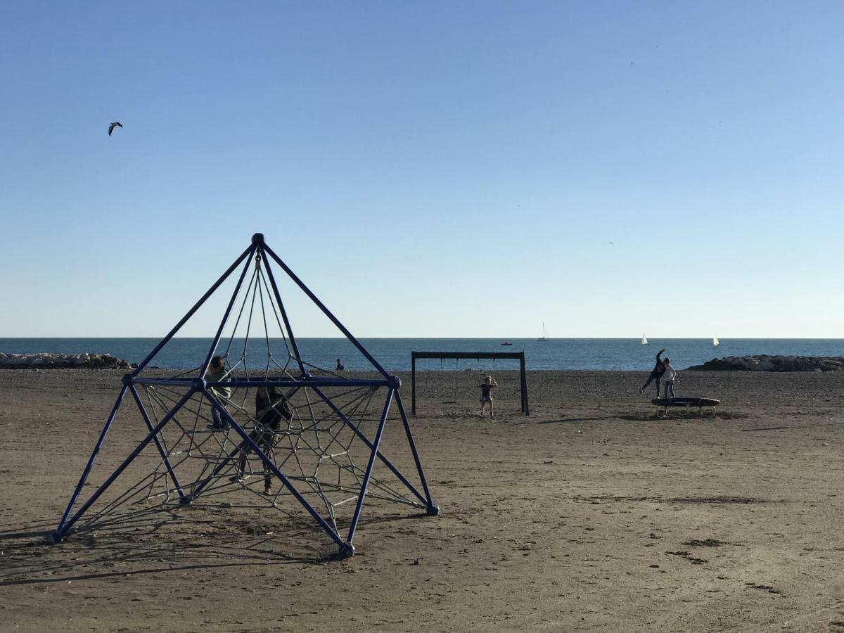 Malaga Beach House, 2 City Bikes, 2 Children'S Bikes, Wifi, Big Terrace, Bbq, Family, Childfriendly Buitenkant foto