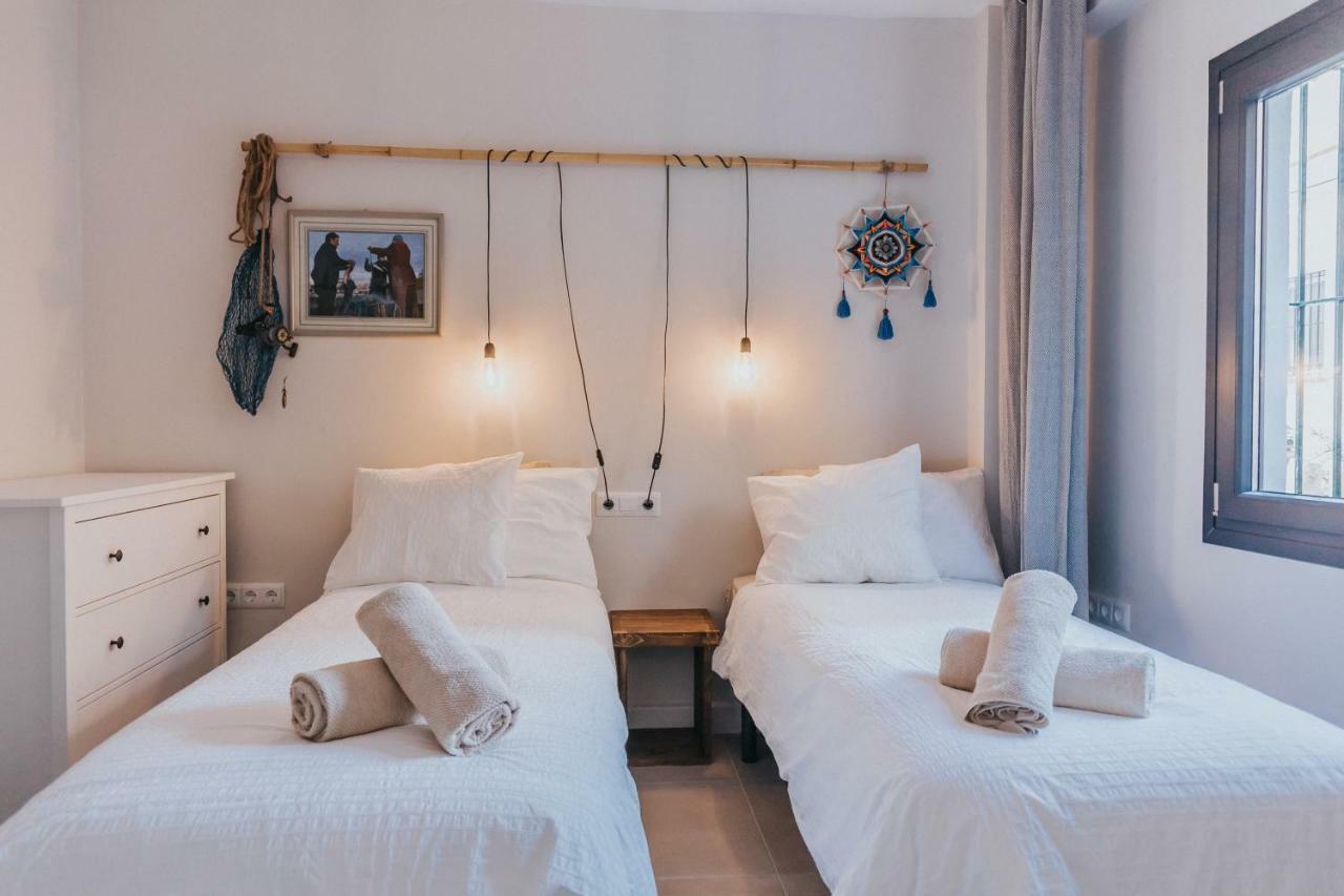 Malaga Beach House, 2 City Bikes, 2 Children'S Bikes, Wifi, Big Terrace, Bbq, Family, Childfriendly Buitenkant foto